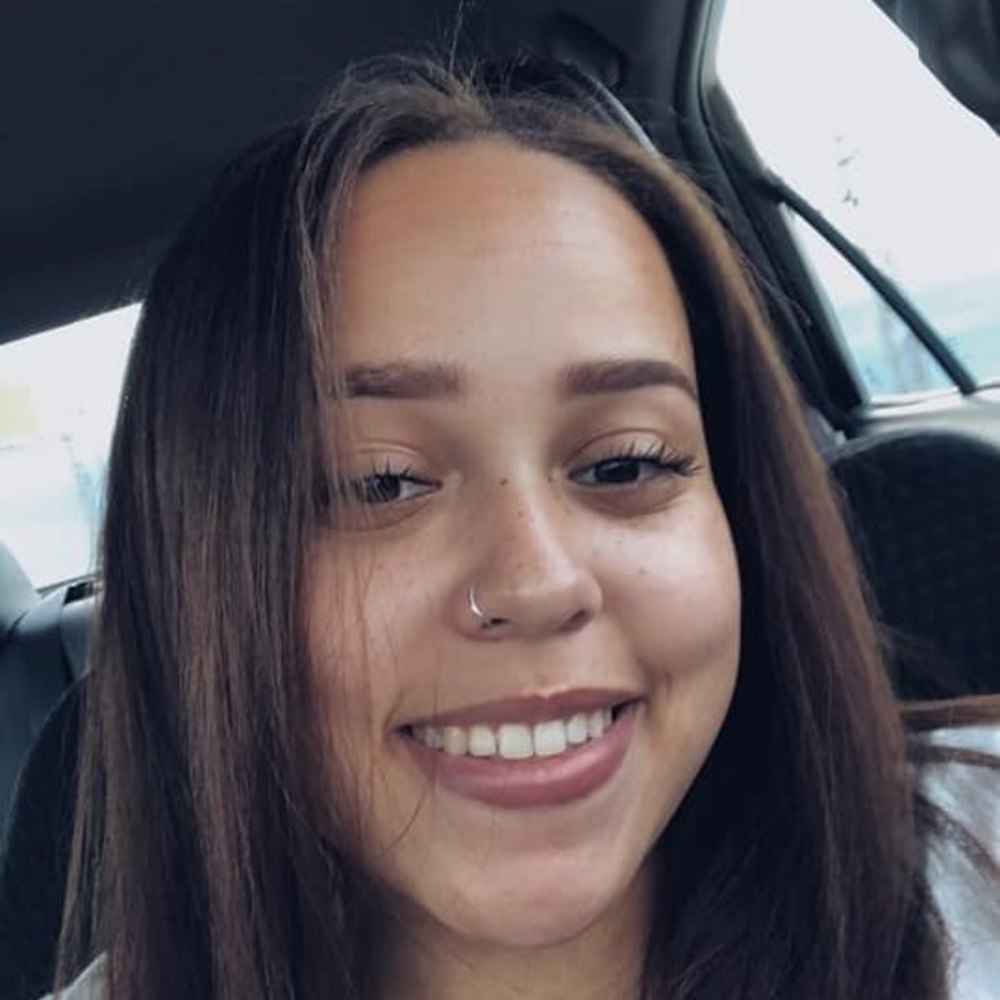 Meet your Posher, Amaya
